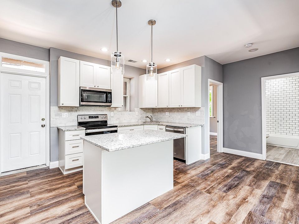 1st image of 4203 Juniata St #2
