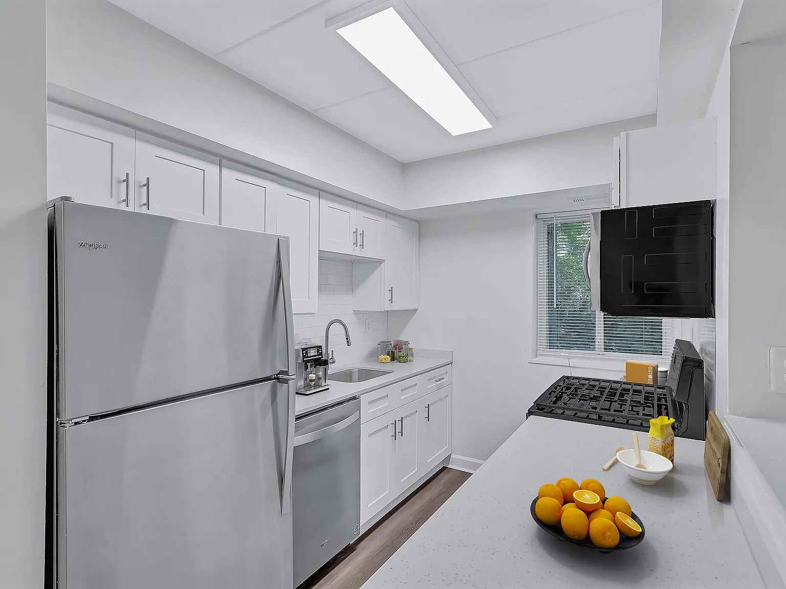 Hillstone Apartments — Photo 1