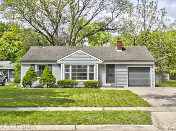 27347 Shagbark Dr, Southfield, MI 48076