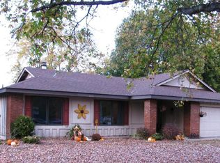 4208 Lilac Ln, Mount Vernon, IL 62864