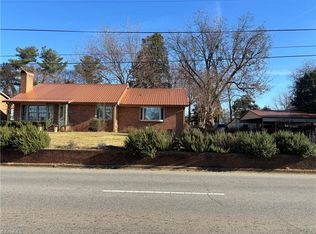 232 W 5th St, Lexington, NC 27292