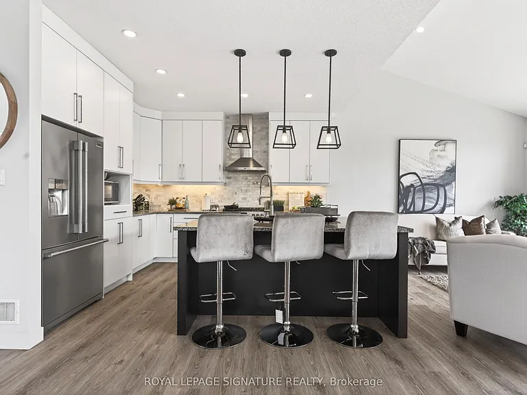2147 Wateroak Dr — Photo 18