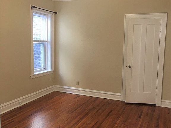 4th image of 2145 W Arthur Ave #3