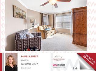 1101 Championship Dr, Elgin, IL 60124