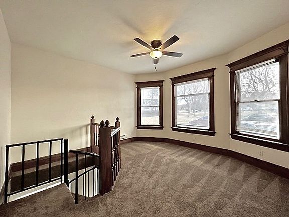 5th image of 320 N Cascade Ave APT 1