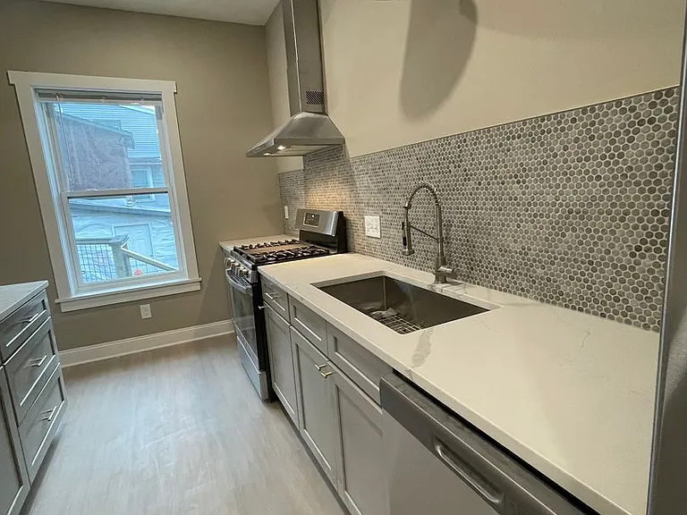 209-217 E Seneca St #215 — Photo 1