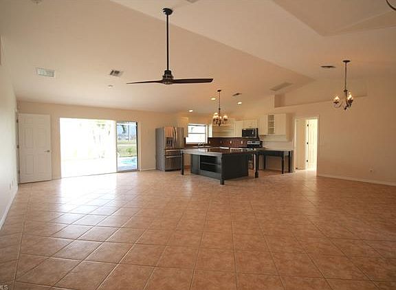 3rd image of 2405 NW 9th Ave