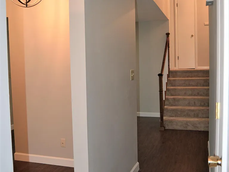 2316 Hackberry Ct — Photo 15