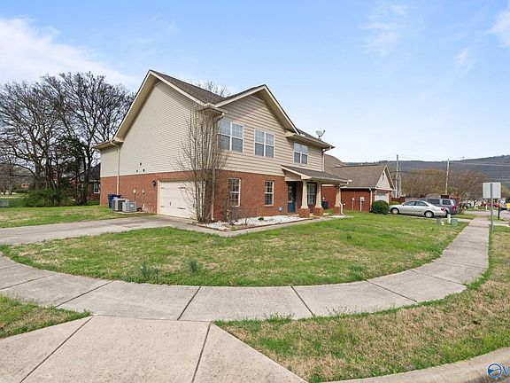 3rd image of 14019 Earlwood Dr SE