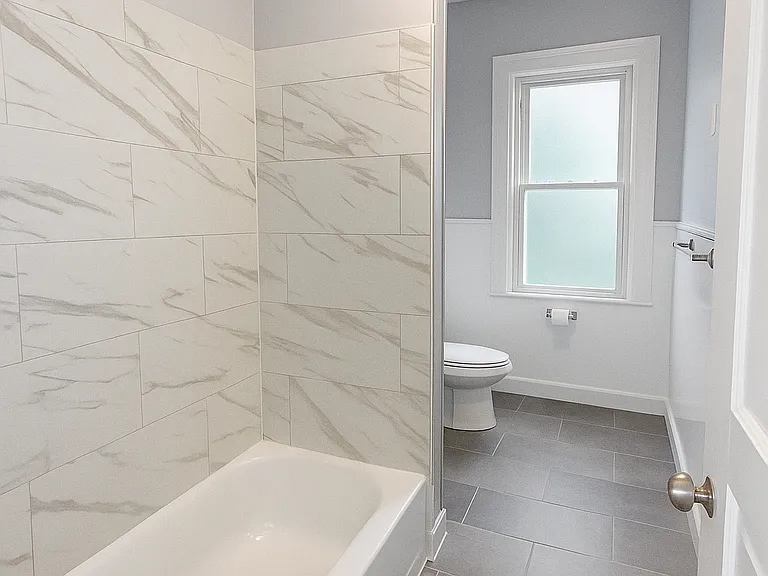580 Potomac Ave #3 — Photo 2