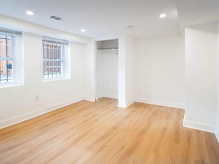 1210 Lamont St NW #1 — Photo 9