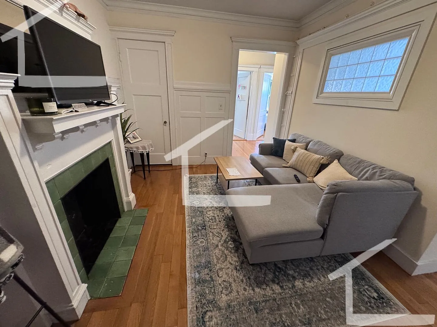 9/1/26 No Fee! Spacious Fenway/South Campus 3BR! — Photo 3