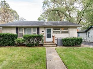 2303 Hermon Ave, Zion, IL 60099