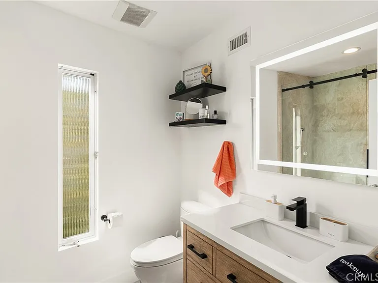 3230 Tyrol Dr — Photo 42