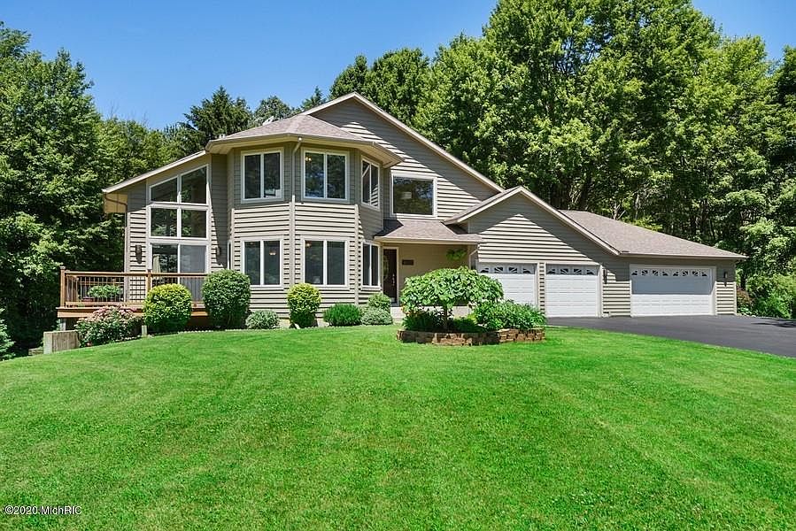 1st image of 6320 Lakewood Pointe Dr