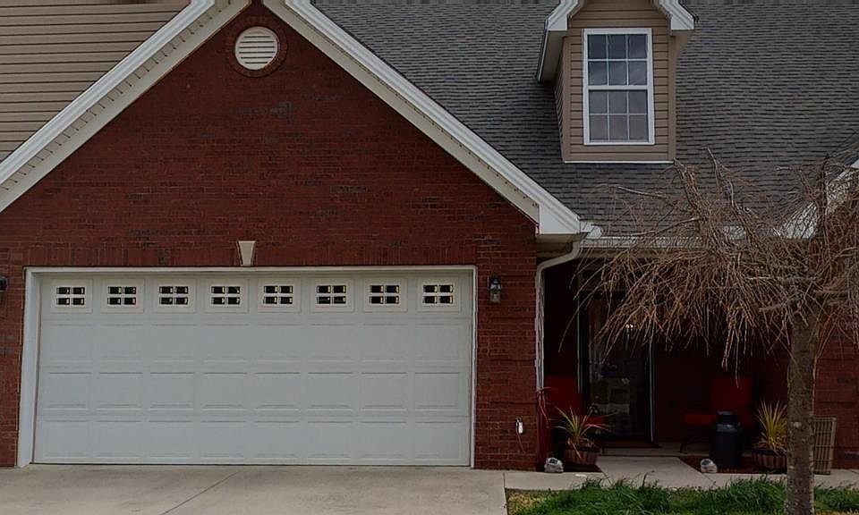 1st image of 3475 Walden Dr