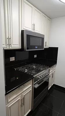 3rd image of 435 E 65th St APT 7K