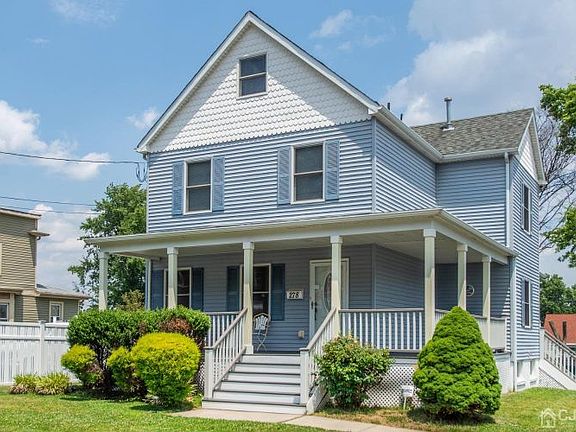 2nd image of 278 Oak Ave
