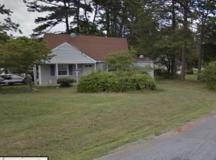 3317 Heitman Dr, Winston Salem, NC 27107
