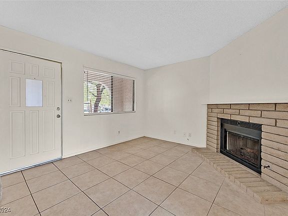 4th image of 5240 Janfred Ct Unit 8