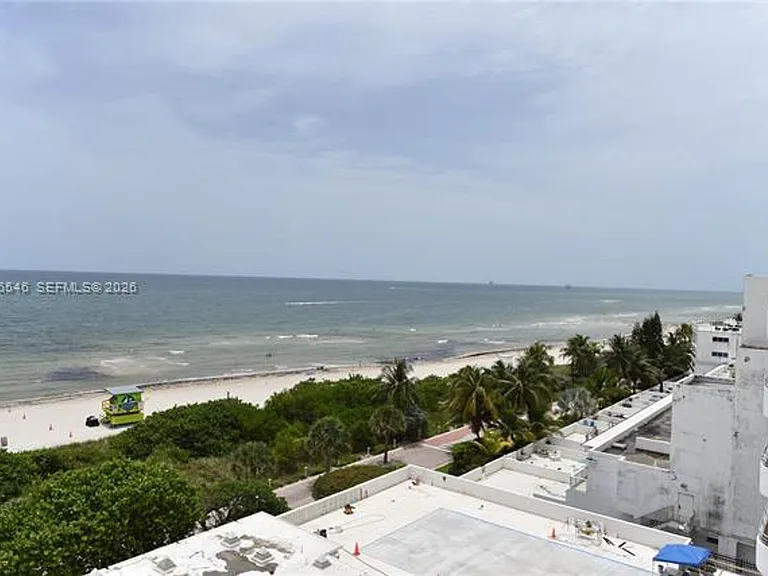 5555 Collins Avenue Cu #8K — Photo 17