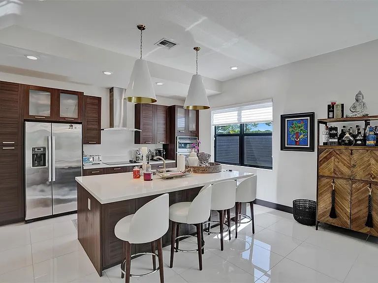 15501 NW 88th Ave — Photo 60