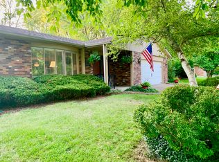 62 Glen Echo Dr, Glen Carbon, IL