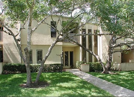1st image of 125 BRIGHTWOOD PL #0