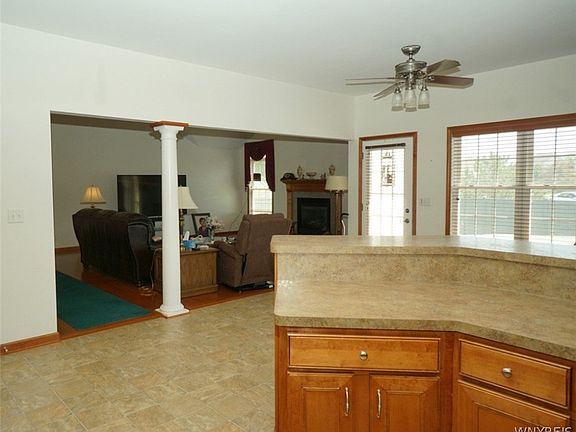 4th image of 2756 Driftwood Dr