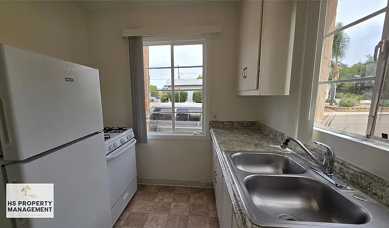 303 W Palm Ave — Photo 8