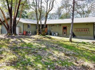 827 Triller Ln, Grants Pass, OR 97527