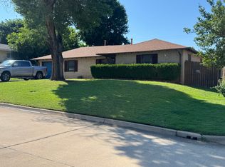 211 Bluebird Dr, Midwest City, OK 73110