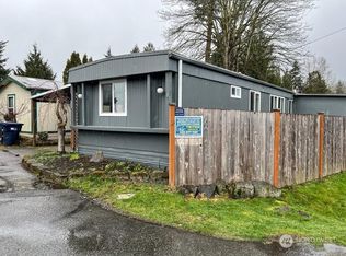 415 Lakeview Rd #E-04, Lynnwood, WA 98087