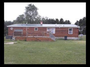 2315 W Pike Rd, New Era, MI 49446