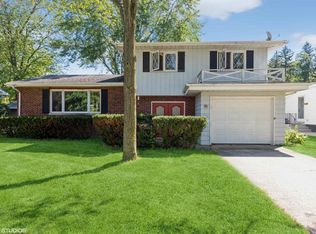 110 Concord Dr, Michigan City, IN