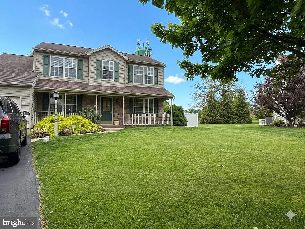 Building Photo - 108 Parkside Dr