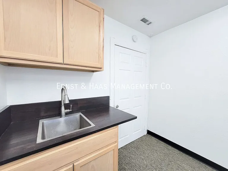 5540 Atlantic Ave — Photo 14