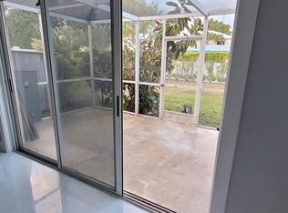 20873 NW 3rd Ln, Hollywood, FL 33029