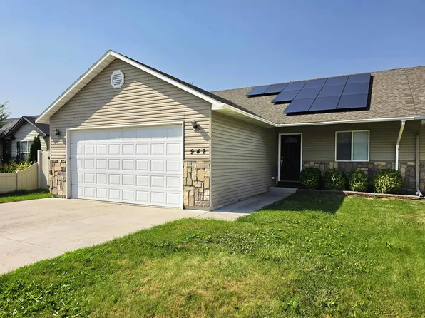 942 Sawtooth St, Chubbuck, ID 83202