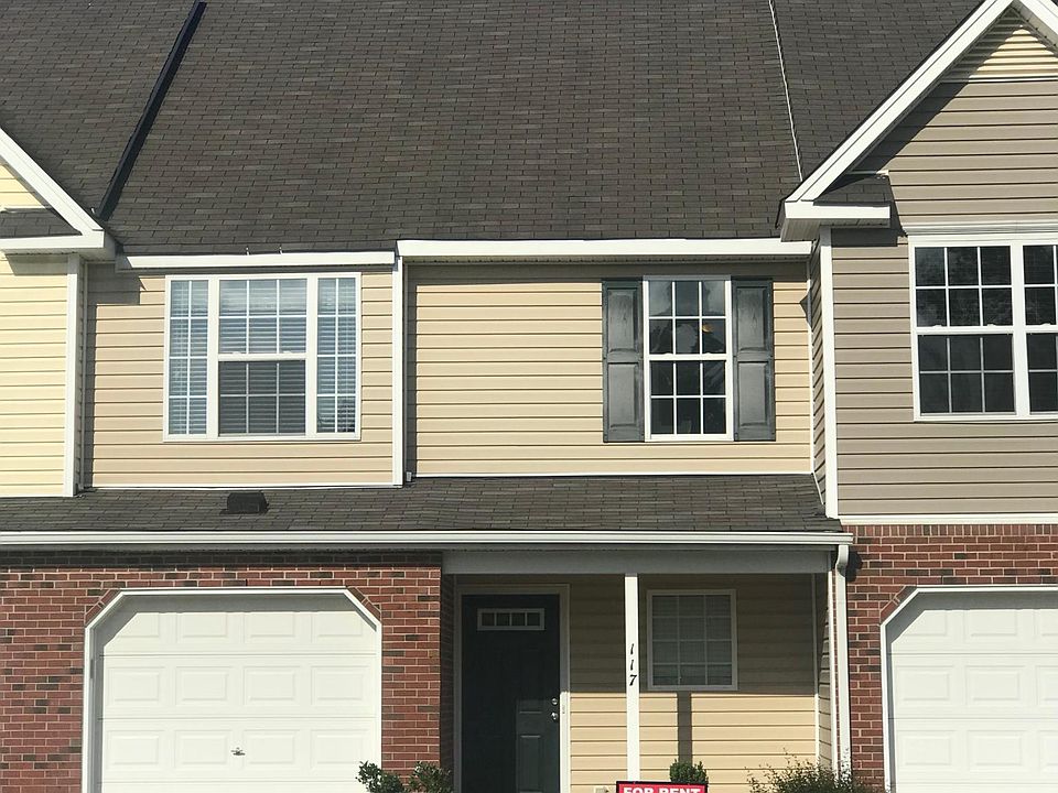 1st image of 117 Goldfinch Ave