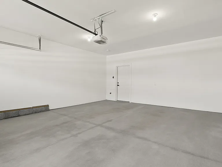 Parker Place — Photo 174