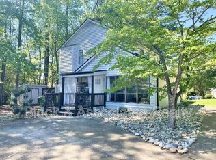 7209 Woods Edge Ct, Raleigh, NC 27615