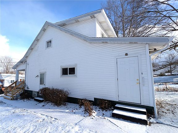 4th image of 752 Crawford Rd