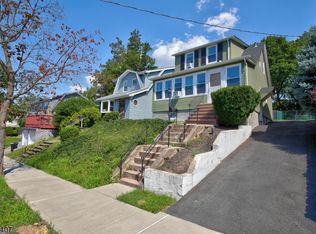 11 Gourley St, Passaic, NJ