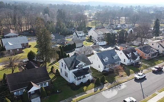 5th image of 931 New Jersey Ave