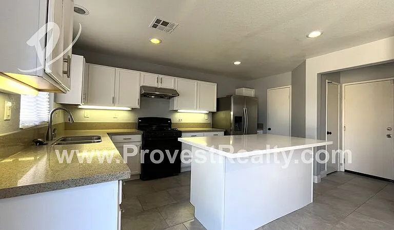9334 Azurite Ave — Photo 11