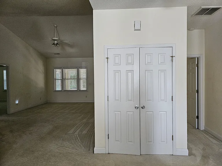 4309 Sunset Woods Ct — Photo 3