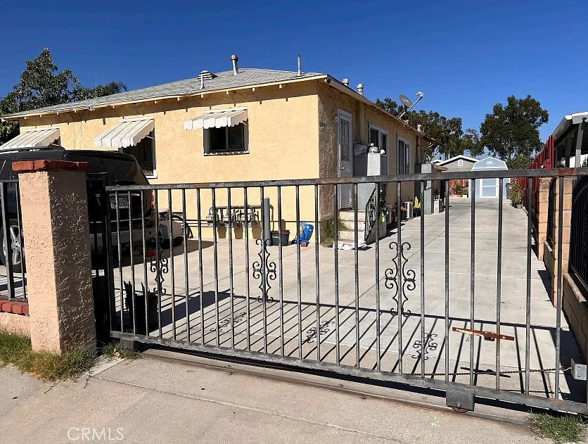 1 bed, 600 sqft, $1,800 — Photo 3