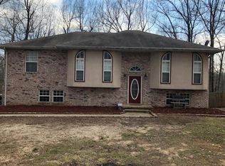 95 Trinity Ct, Strafford, MO 65757