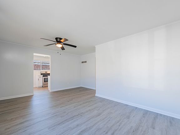 3rd image of 3137 176th St
